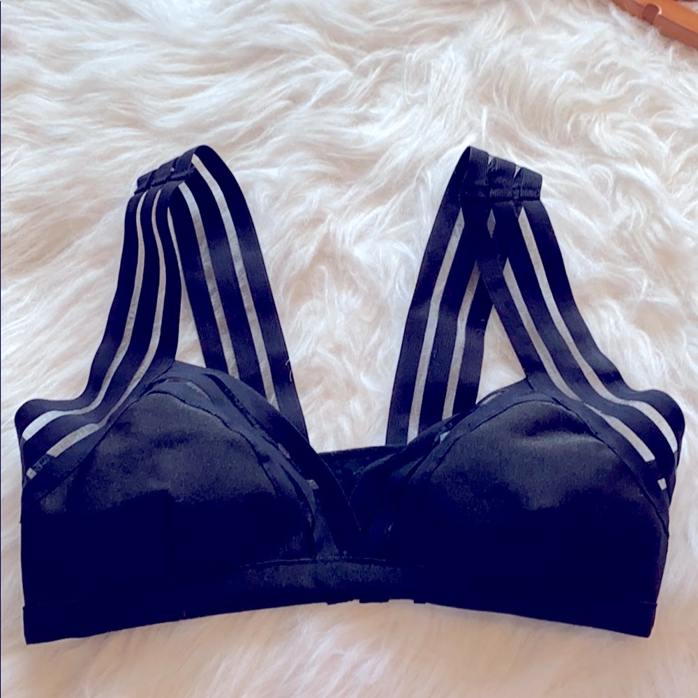 Fashion Nova Bra🔥